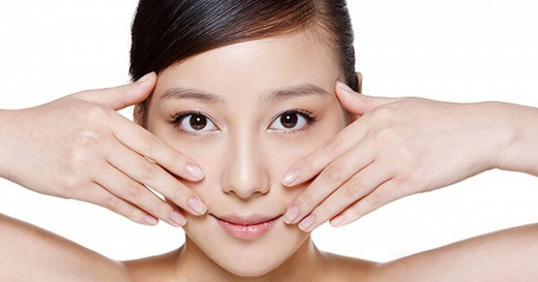 Cách massage mặt đúng cách giúp cho da mặt căng bóng