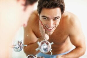 Hướng dẫn cách chăm sóc da mặt cho nam tại nhà siêu đơn giản